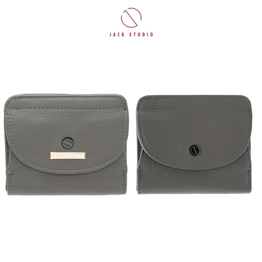 Small Leather Wallet β Artemis Collection