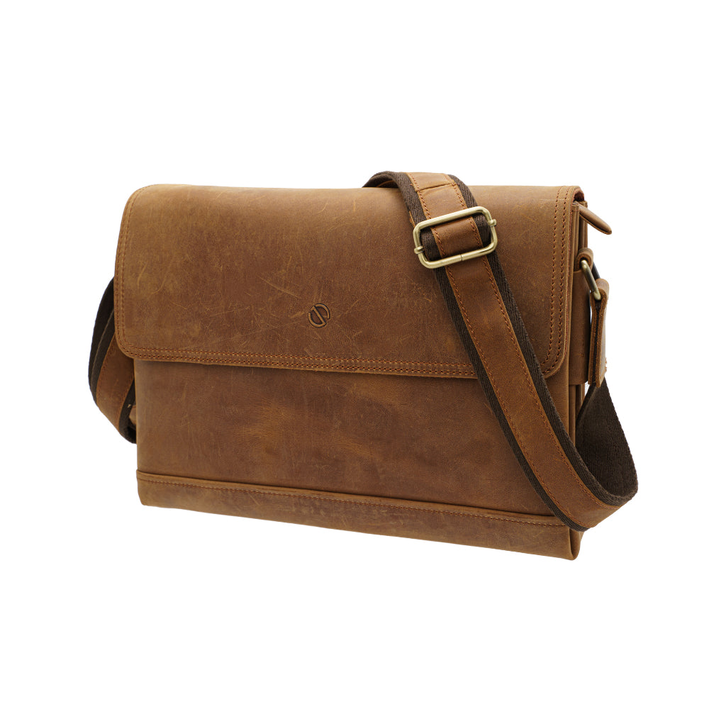 Jack Studio Full Grain Crazy Horse Leather Sling Crossbody Bag Beg Lelaki - BAC 30839 - Jack Studio Marketing Sdn Bhd