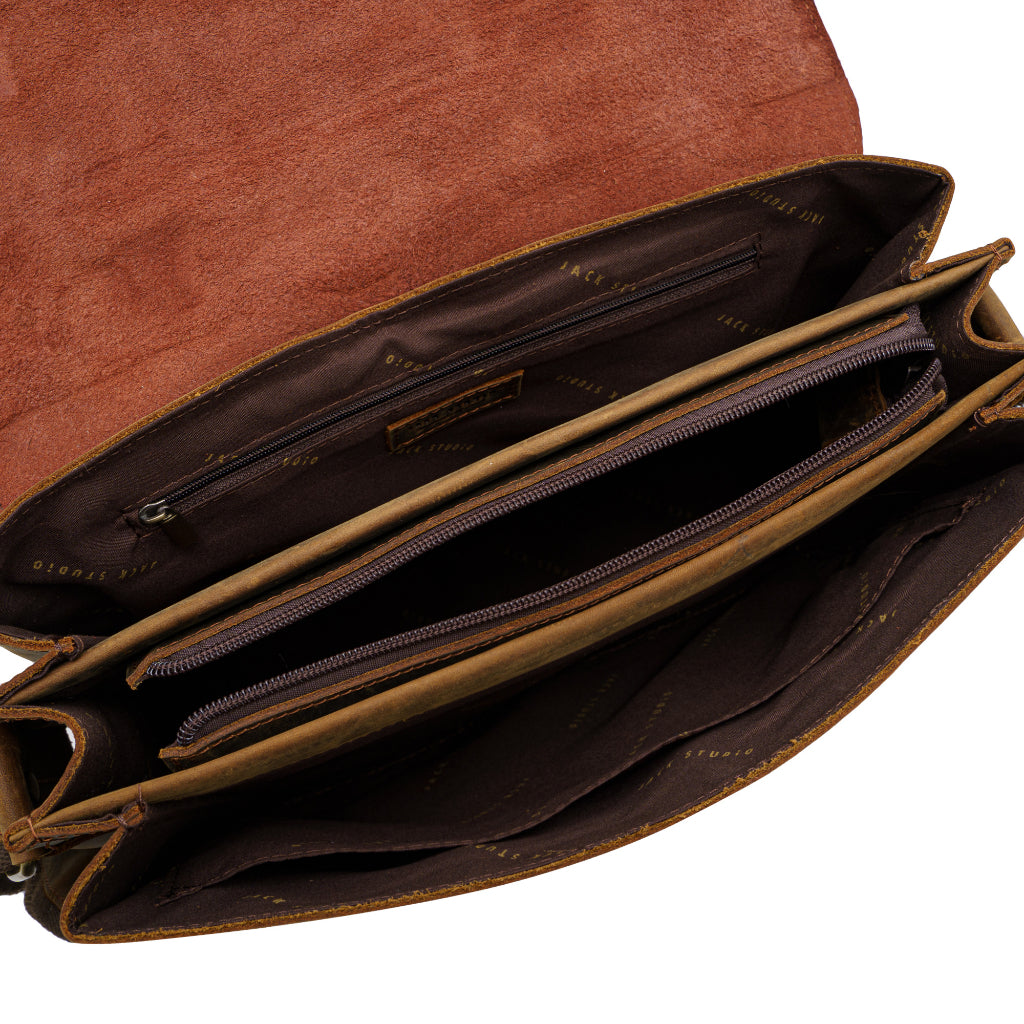 Jack Studio Full Grain Crazy Horse Leather Sling Crossbody Bag Beg Lelaki - BAC 30839 - Jack Studio Marketing Sdn Bhd
